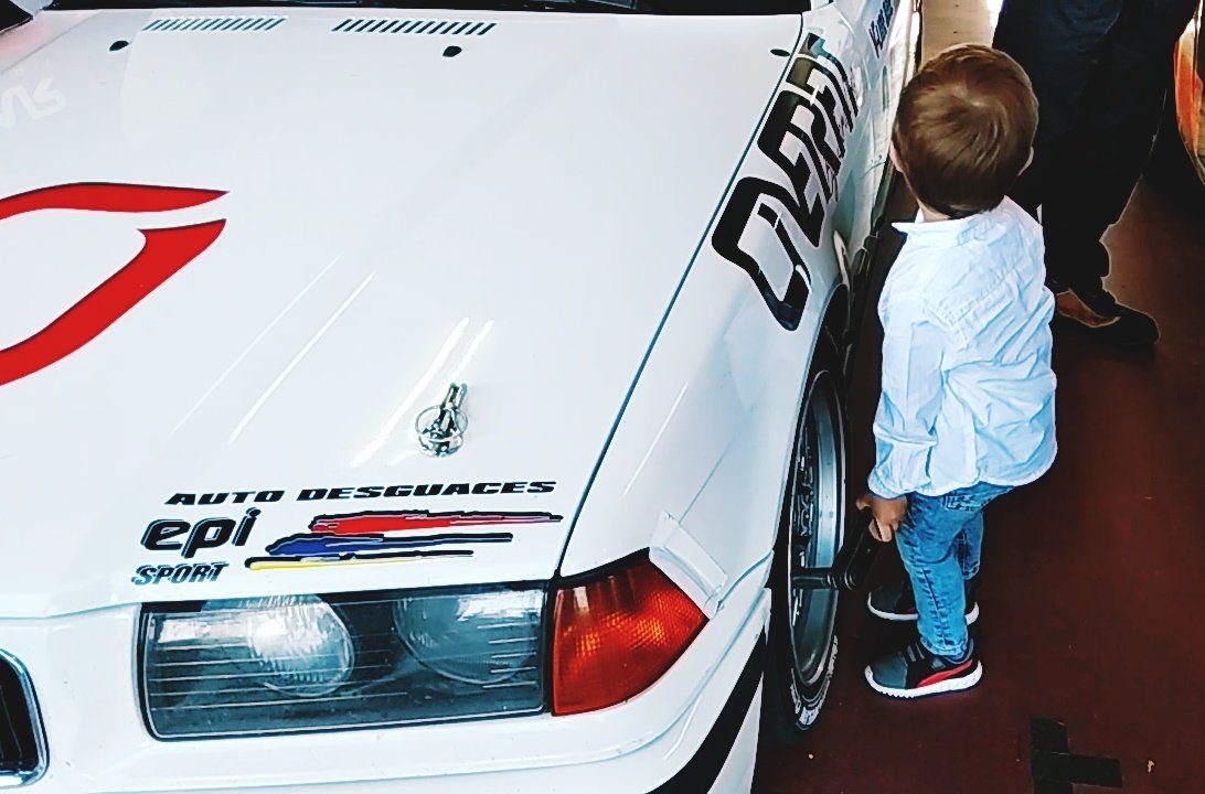 OvercarMSport's tweet photo. Creando escuela @EspirituJarama @Circuito_Jarama #overcar #overfitbysaracano @Saracanoj https://t.co/jb86ykimWD