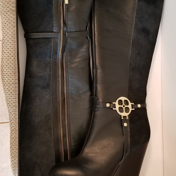 denise15601's tweet photo. So good I had to share! Check out all the items I'm loving on @Poshmarkapp #poshmark #fashion #style #shopmycloset #iman #anthropologie #veryj: https://t.co/IqVepdj01R https://t.co/qaUpt0J9hX