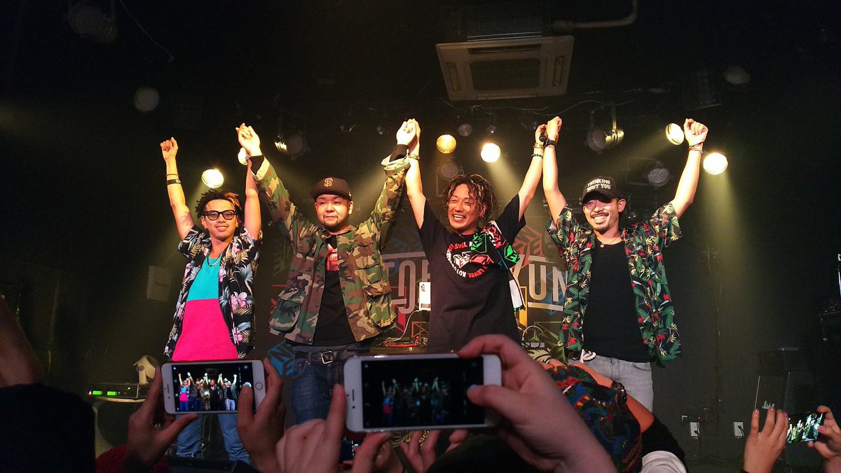 cornbreadjapan's tweet photo. 寿くんワンマンツアー in 仙台🐉
昨夜シークレットで呼んで頂きました✨🇯🇵🇯🇲💯

ワンマンに来てた沢山の人とダンスで１つになれて、最高に楽しい時間でした🤩🔥🔥🔥

BIG UP to @kotobuki1048 a di SUMMER GOD☀️😎

他の場所のワンマンも皆さん要チェックでおなしゃす🙆‍♂️🎉🎉🎉 https://t.co/DMYEPQxf6q