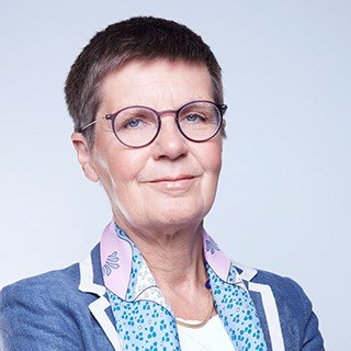 EU_SRB's tweet photo. ‘At some point we may have another crisis, but we have put solid measures in place to deal with failing banks. The SRB, together with its partners at national and international level, is committed to that work going forward’ #SRBResolution2018 #SRB Chair Elke König #BankingUnion https://t.co/UHQ27oVhrb