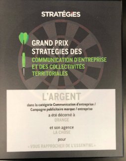 lachoseparis's tweet photo. De l’argent et encore de l’argent pour notre film pour @orange au #TOPCOM18 & @Strategies #hotchoseawards @lachoseparis https://t.co/5w7m9gYjK0