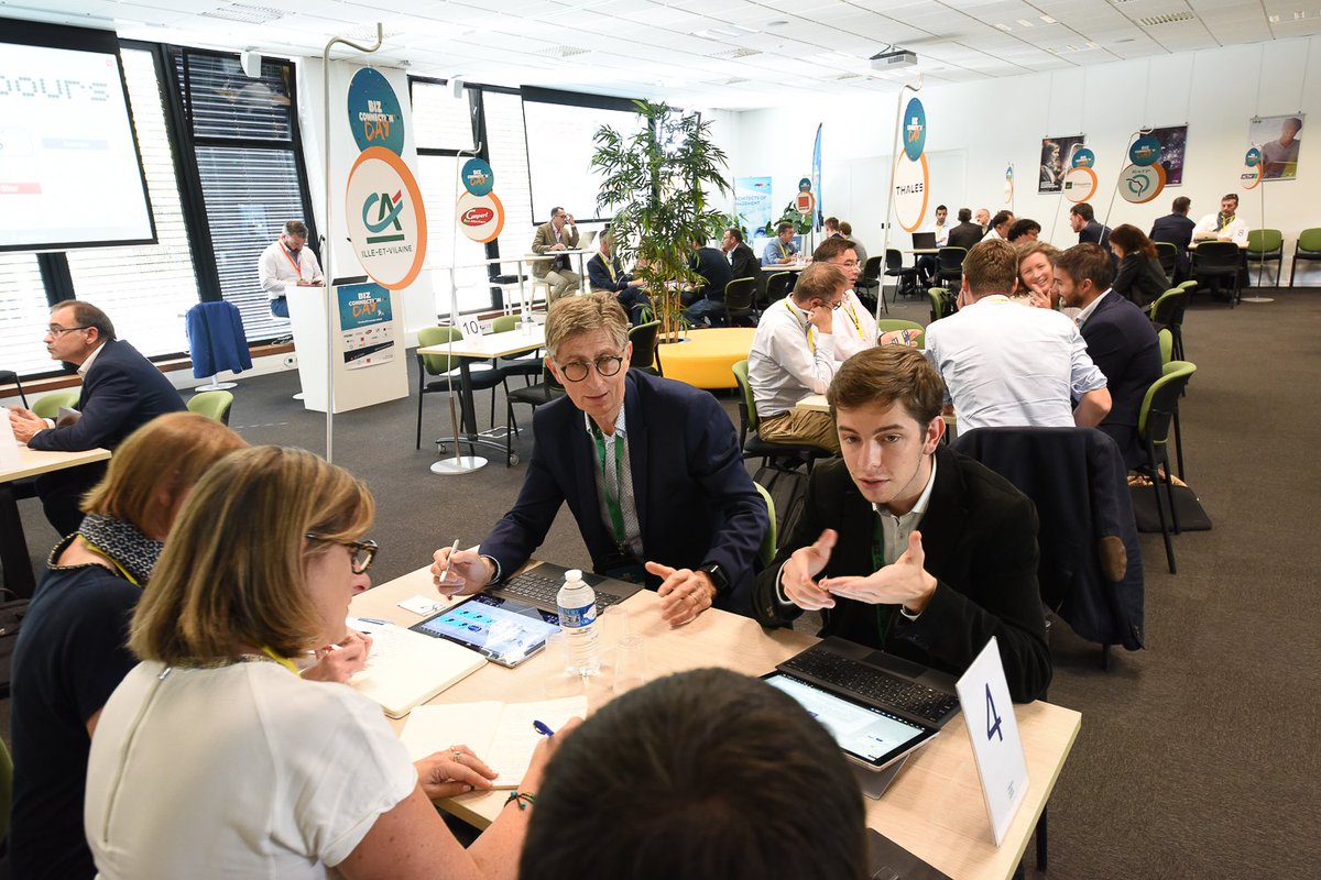 Le_Poool's tweet photo. Revivez les meilleurs moments du #BizConnectionDay 2018 avec la vidéo Best Of 🎥https://t.co/REUm6kXjBK et les photos📸 https://t.co/UsCRTvg609 Merci @MonsieurMedia pour ce retour en images ! #business #startups #PME #numérique #event #photos #video #LePoool https://t.co/jaYNFEnOv3