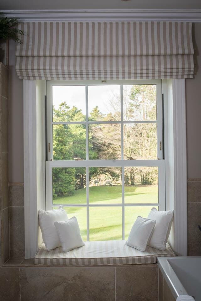 burnleycouk's tweet photo. Did you know #BrilliantBurnley is home to one of the UK's leading textile businesses? John Spencer Textiles have been weaving in Burnley since 1860 a family owned business for 6 generations #MadeinBurnley for the #MadeinBritain brand~making some of the UKโs most timeless fabrics https://t.co/fIQBsUisnr