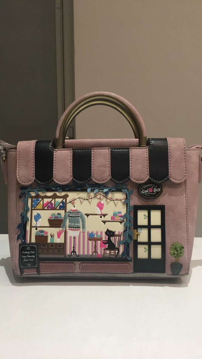 bag-a-licious tweet media