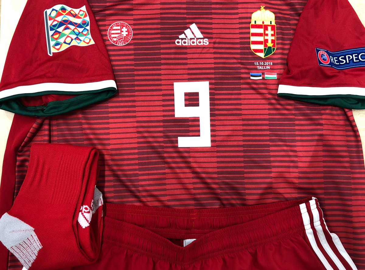 MLSZhivatalos's tweet image. A magyar válogatott ma este piros szerelésben lép pályára Észtország ellen Tallinnban. #magyarok #csakegyutt #ESTHUN 🇪🇪🇭🇺 @eestijalgpall @euro2020