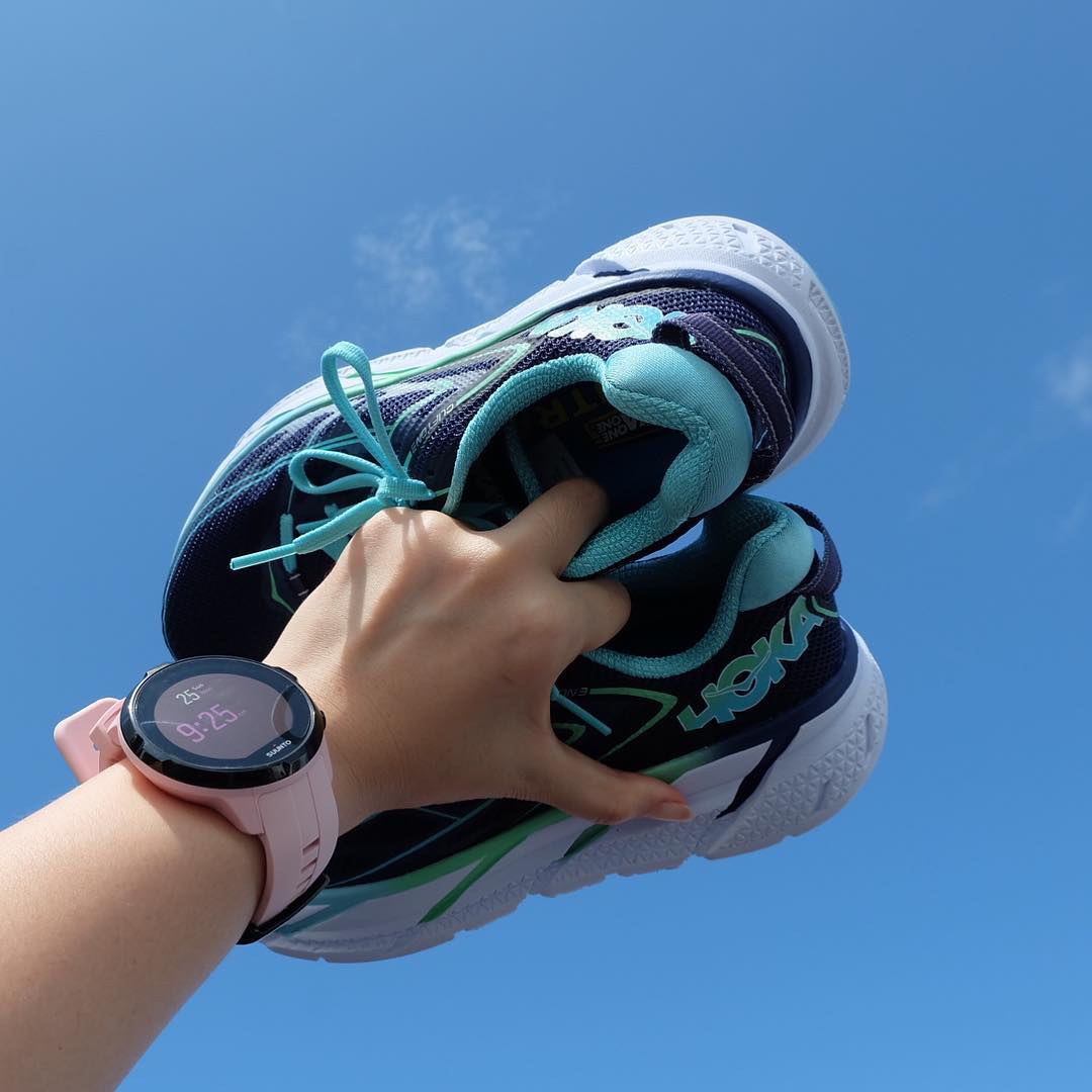 spartan sport wrist hr sakura