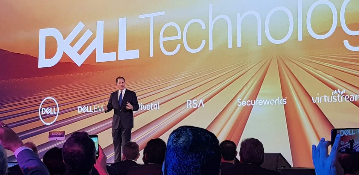 Inspiring talk given by <a href="/MichaelDell/">Michael Dell 🇺🇸</a> on Digital and transformation at #DellTechForum