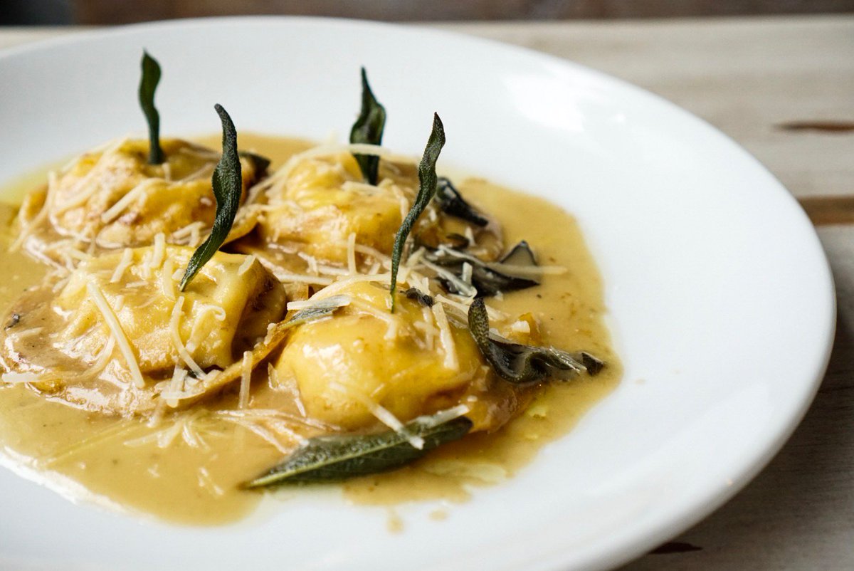 SaltwaterSono's tweet photo. Fall is not Fall without enjoying some butternut squash ravioli!! 
New Fall Menu  👉 shttp://saltwatersono.com/menu
#yumm #newmenu #fall #butternutsquash https://t.co/TkdHIkXbi3