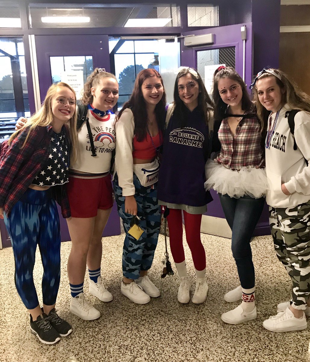 PrincipalCetner's tweet photo. Spirit Week kicks off with America Monday! #bournespirit #wewearpurplebutnottoday🤣 @bps_slam @mryanbps @bournehs https://t.co/WX4oEVu1hL