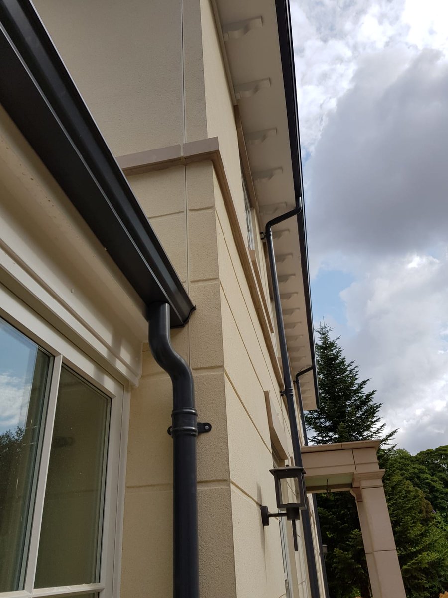 guttercareuk's tweet photo. Recent Job in #Wickham
Seamless Aluminium Gutters in Grey.
#Guttercareuk #Guttering #PropertyRepair #Checkatrade https://t.co/Lft1KiT5Co