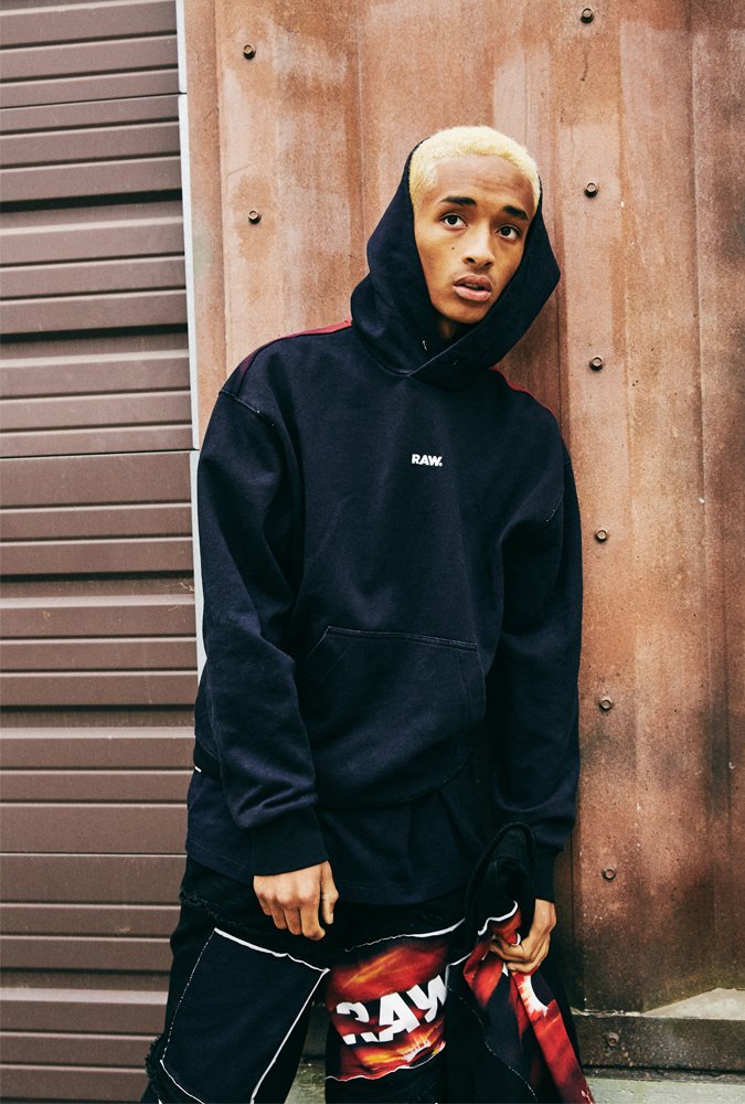 Jaden Smith : "Il existe des animaux sur terre que les enfants n'auront jamais la chance d'observer pour cause d'extinction" @officialjaden <a href="/JadenSmithDR/">Jaden Smith News</a> X <a href="/GStarRAW/">G-StarRAW</a> interview exclusive mixtemagazine.com/article/jaden-… #green #sustainablefashion #mondaymotivation #fashion