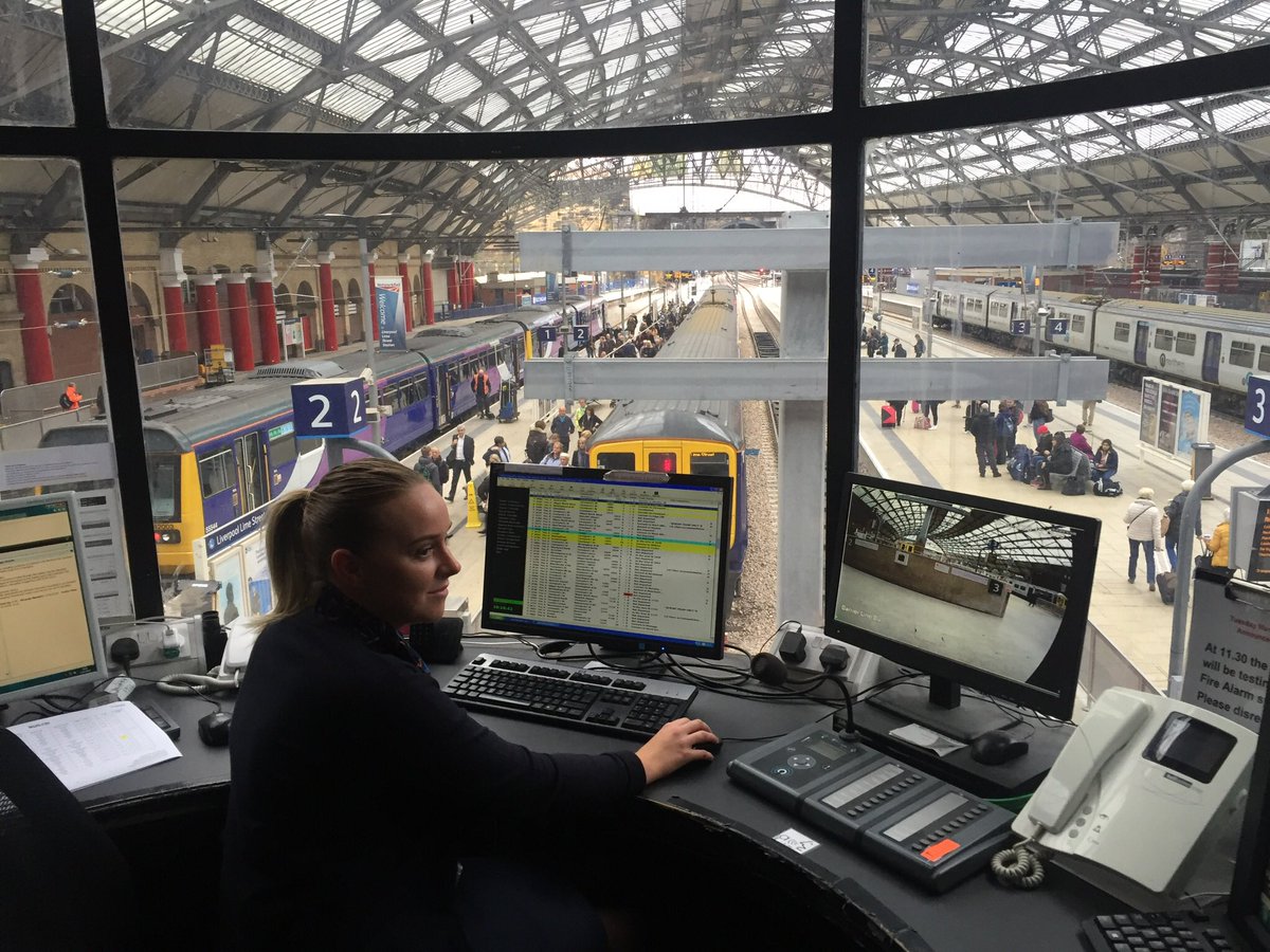 NetworkRailLIV's tweet photo. Kelsey in station control #KeepLiverpoolMoving #StationsDay @transportgovuk @RailDeliveryGrp @metromayorsteve @mayor_anderson @LouiseEllman @lpoolcouncil @liverpoolcityregion @merseytravel @merseyrail @northernassist @TPEassist @virgintrains @EMTrains @LNRailway @SirPeterHendy https://t.co/LMl2trcmsN
