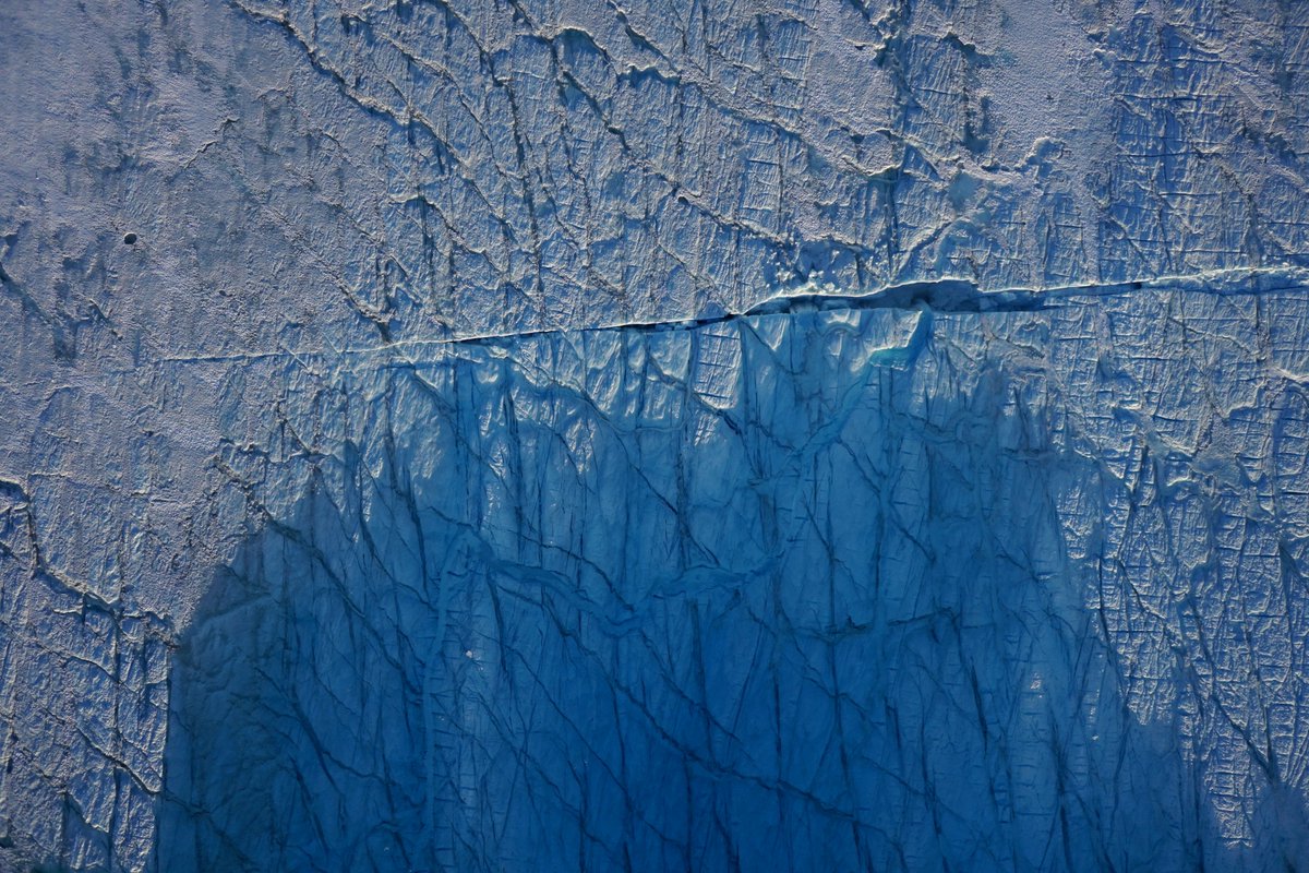 TomChudley's tweet photo. Results of a midnight drone flight: a lake actively draining into the Greenland Ice Sheet. Store Glacier, July 2018. #dronesforscience @ERC_RESPONDER https://t.co/s9tlb4XIoh