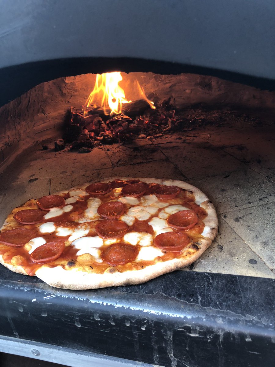 CountiesAll's tweet image. Our new wood fired pizza oven has arrived from little britaly, we have had lots of fun exploring flavours and styles. 
Find us at an event or pub near you soon #instafood #pizza #woodfiredpizza #wedding #party
