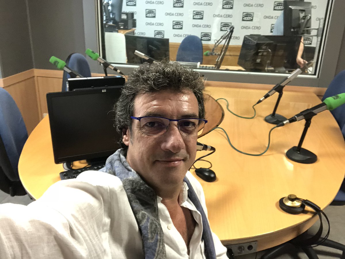 .Preparado <a href="/MasDeUno/">Más De Uno</a> <a href="/Gerardjofra/">Gerard Jofra</a> con #carlosalsina #libros #eugenio #elhombreobligado #vida #humor <a href="/Reugenioficial/">@EugenioByGerard</a> <a href="/SabenAquel/">SABEN AQUEL QUE DIU</a> <a href="/VullserunAngel/">Yo también quiero ser un Ángel</a>