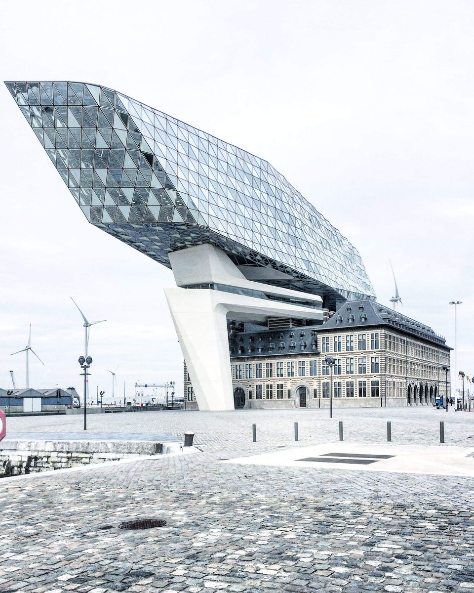 murrrrena's tweet photo. Guilty Pleasure || #Antwerp Port House || #ZHA https://t.co/3yFxpV0HTi