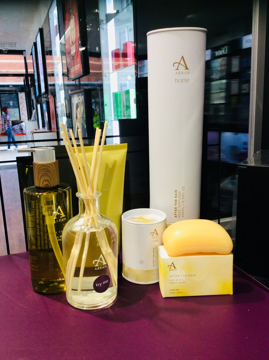 TpsPeckham's tweet photo. New brand at @TPSPeople #peckhamstore @ARRAN_Sense come in store a try this new fantastic essence #christmasissoon 🎁🎁@zmrx85 @michelle_tyson1 #fullcollections @CopelliPaolo https://t.co/yWh7O5pibW