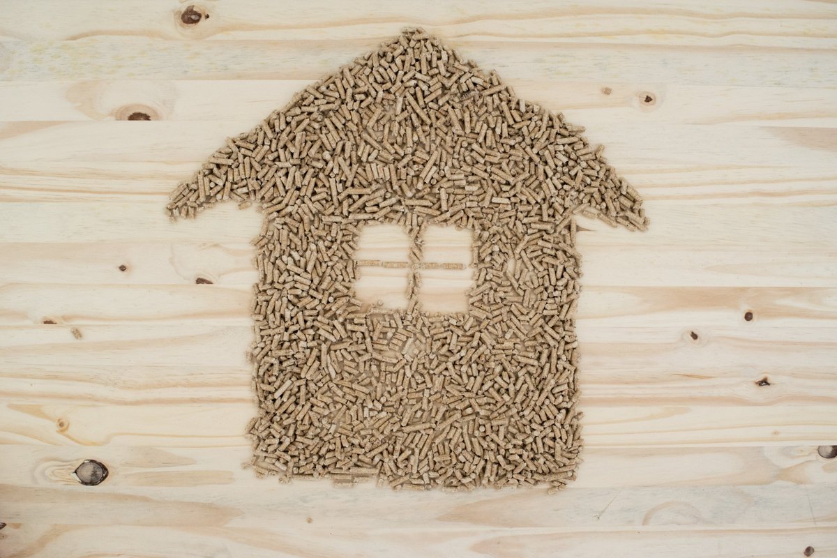 Le Saviez-vous ? 96% des utilisateurs sont satisfaits d'avoir choisi le chauffage au granulé de bois.  bit.ly/2EmXBgk
 
#GranuléBois #ChauffageBois #FilièreBois #Pellets