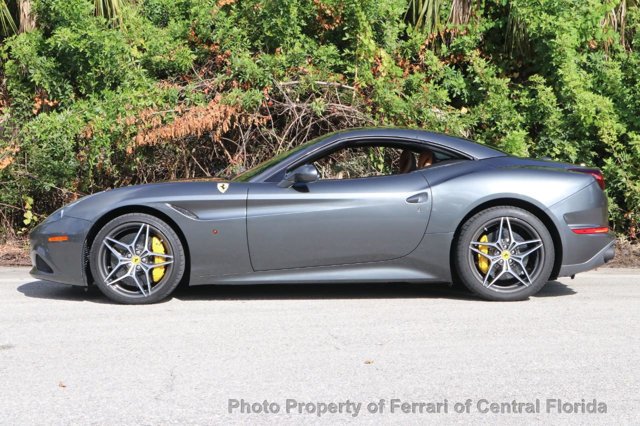 FerrariCFL_'s tweet photo. #MondayMotivation with this stunning Grigio Silverstone exterior and Cuoio leather interior #Ferrari California T now available in our showroom! https://t.co/32MqkXRjsC