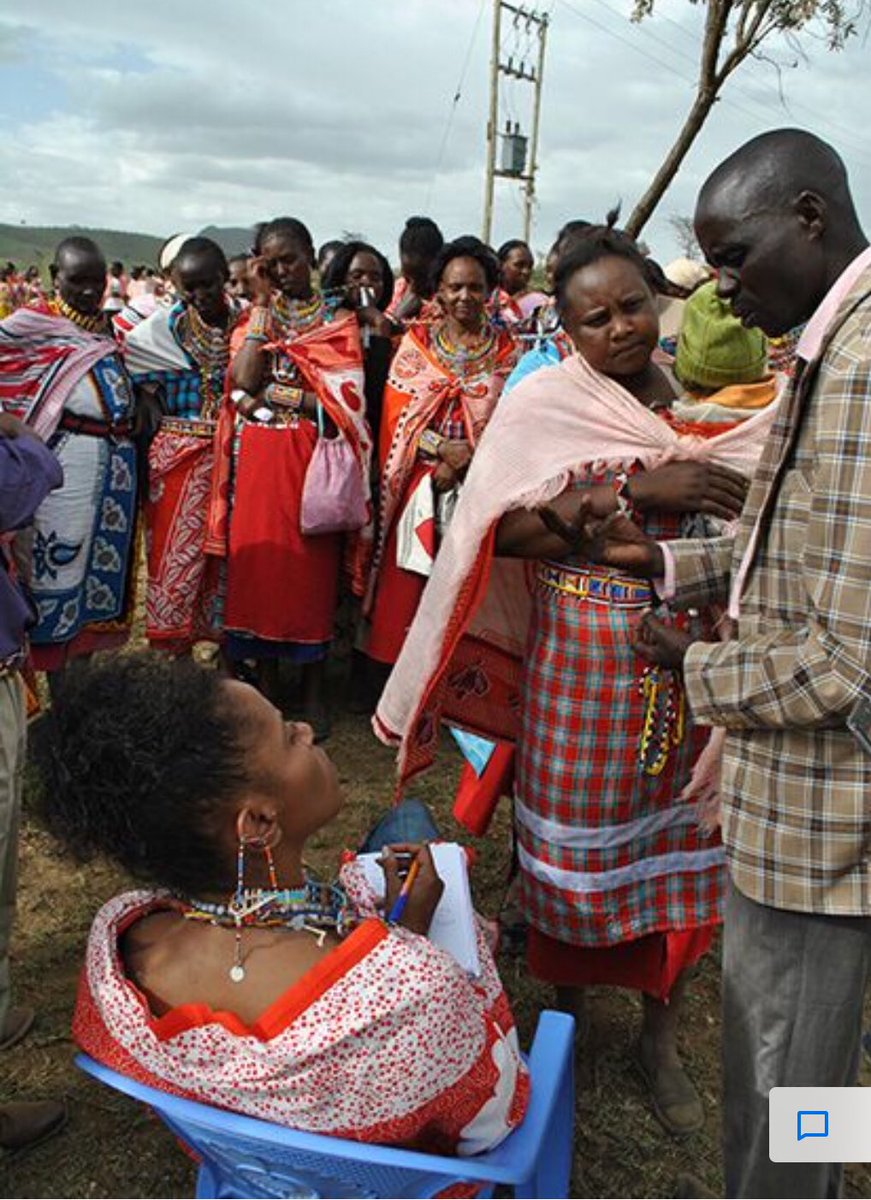 AllGrownUpkit's tweet photo. #KenyanTraffic #education #PubertyChallenge #kotex #Always #pads #menstruation January 2019. My second trip to Kenya. Giving these girls a chance for a healthy lifestyle. Providing them with feminine products,For more information on how you can help go to https://t.co/LtBwlB9361 https://t.co/L5NzcoWUWm