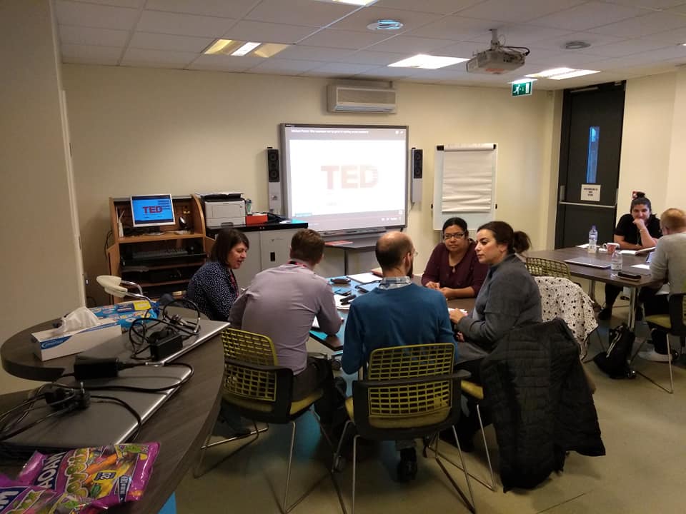 LEYFonline's tweet image. @JuneOSullivan leading the 1st session of the LEYF Degree.
@wlv_uni #SocEnt #NurseryTeaching #EarlyYears #nurseryeducation #pedagogy