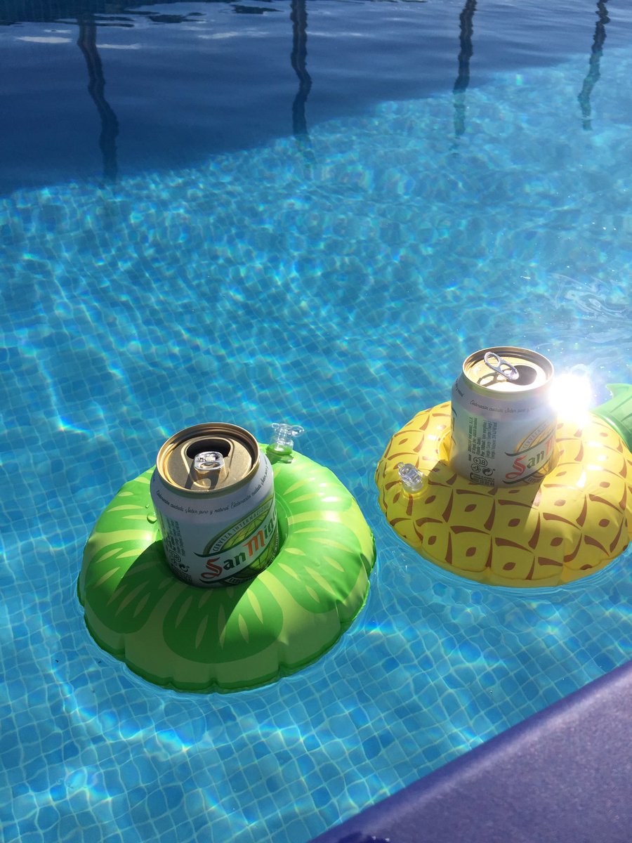 MorrisseyDee's tweet image. Beer always tastes better in the sun @nerjatoday @HotelMenaPlaza #poolsidebeers #lovingnerja