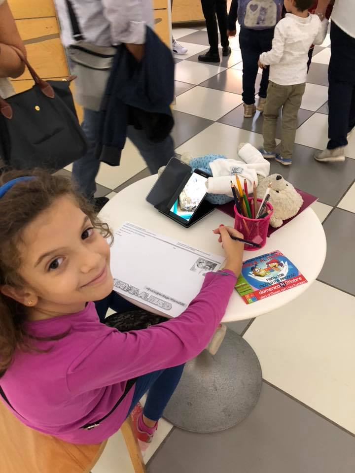 AlcaMaglie's tweet photo. Cosa avete fatto ieri nella #famu2018 noi li abbiamo coinvolti nella creazione di piccolissimi #storytelling su "piccolo ma prezioso" che a breve leggerete sul blog di #AlcaMaglie https://t.co/FUuXrDLC34