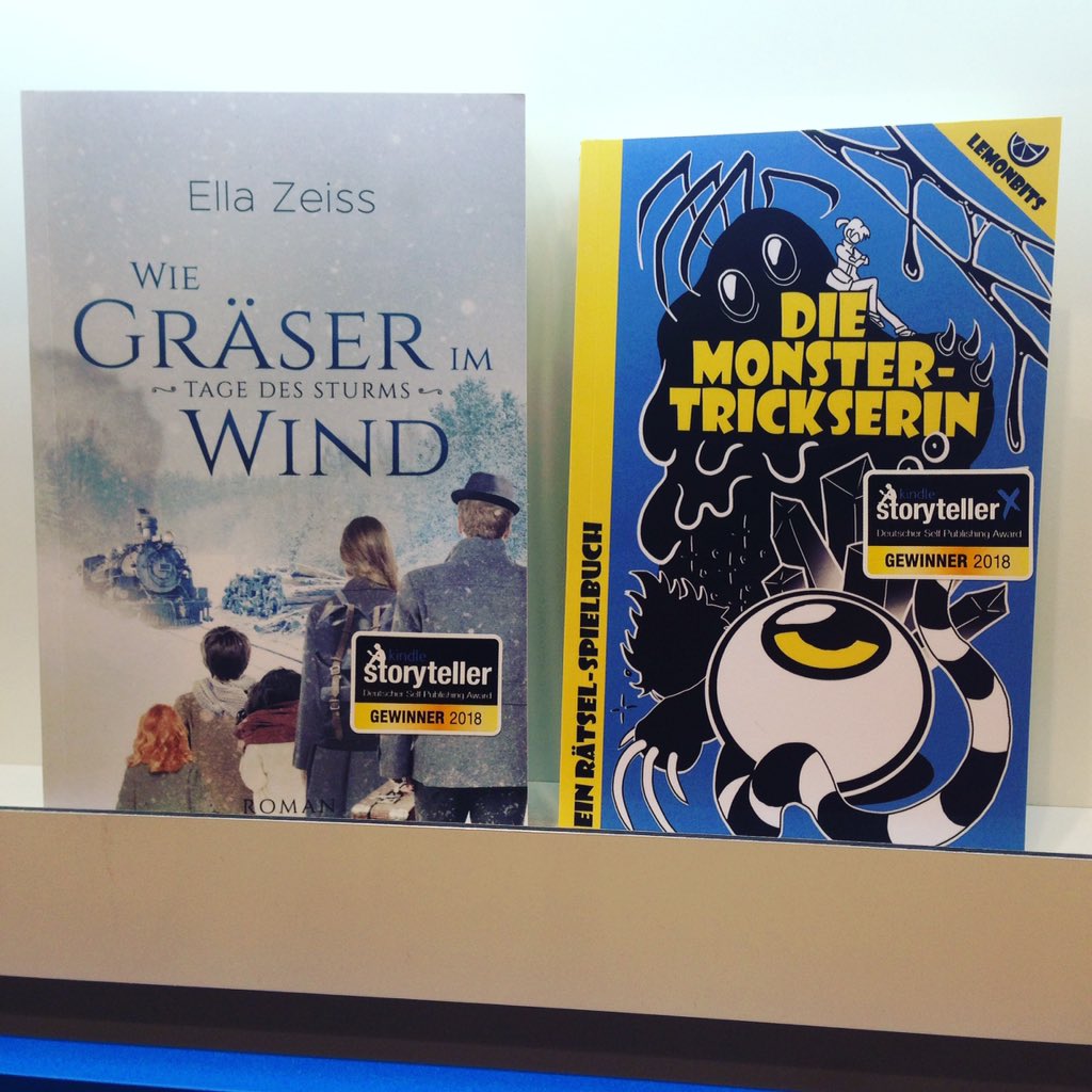 ebokks's tweet photo. Das sind sie, die beiden wunderschönen Siegertitel des Kindle Storyteller Wettbewerbs: "Wie Gräser im Wind" von Ella Zeiss und "Die Monstertrickserin" von meinem Alter Ego @lemonbits. Das ebokks-Team ist ganz stolz, bei beiden mitgewirkt zu haben! 😉🏆💚 https://t.co/b6tWXj8vUp