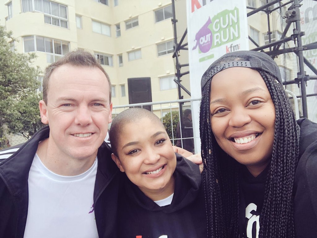 SherlinBarends's tweet photo. #KfmMornings at the start of the 5km #GunRun2018! https://t.co/XHVRpOotEp