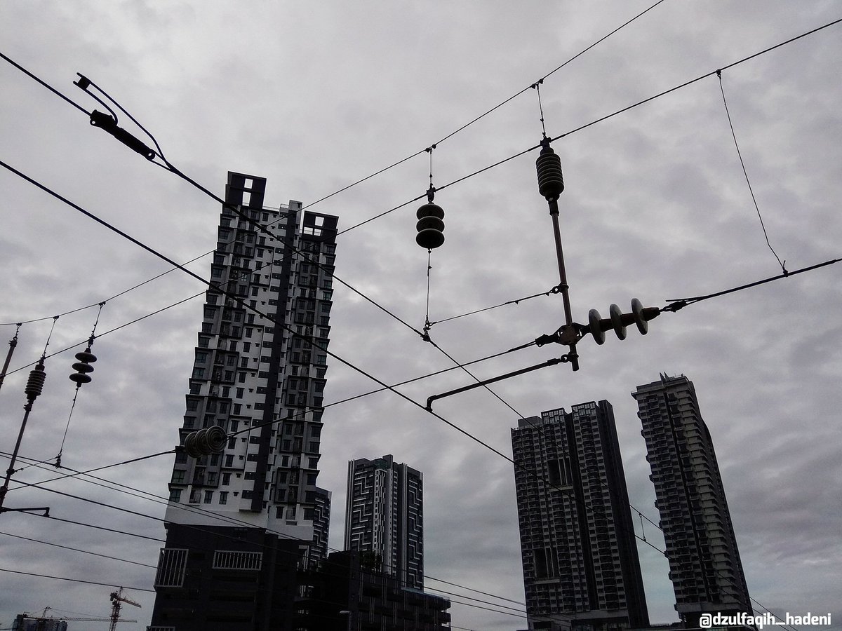 AlexrienA's tweet image. Imagination 
Follow my instagram for more picture of art, grapher and hobbies
@dzulfaqih_hadeni
#vsco #streetgraphy #streetbuild #instagram #vscomy #grapher #mobilegrapher #photographer #mobilegraphymy