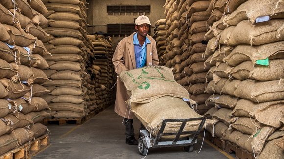 STiRCoffeeTea's tweet photo. Welcome to STiR’s monthly newsletter, featuring the coffee pricing crisis, private label pods, COTECA Asia’s regional event and other news and upcoming events affecting the international coffee and tea industries. https://t.co/AkFOvXXEcS #coffeenews #teanews https://t.co/vcTTCtkuqo