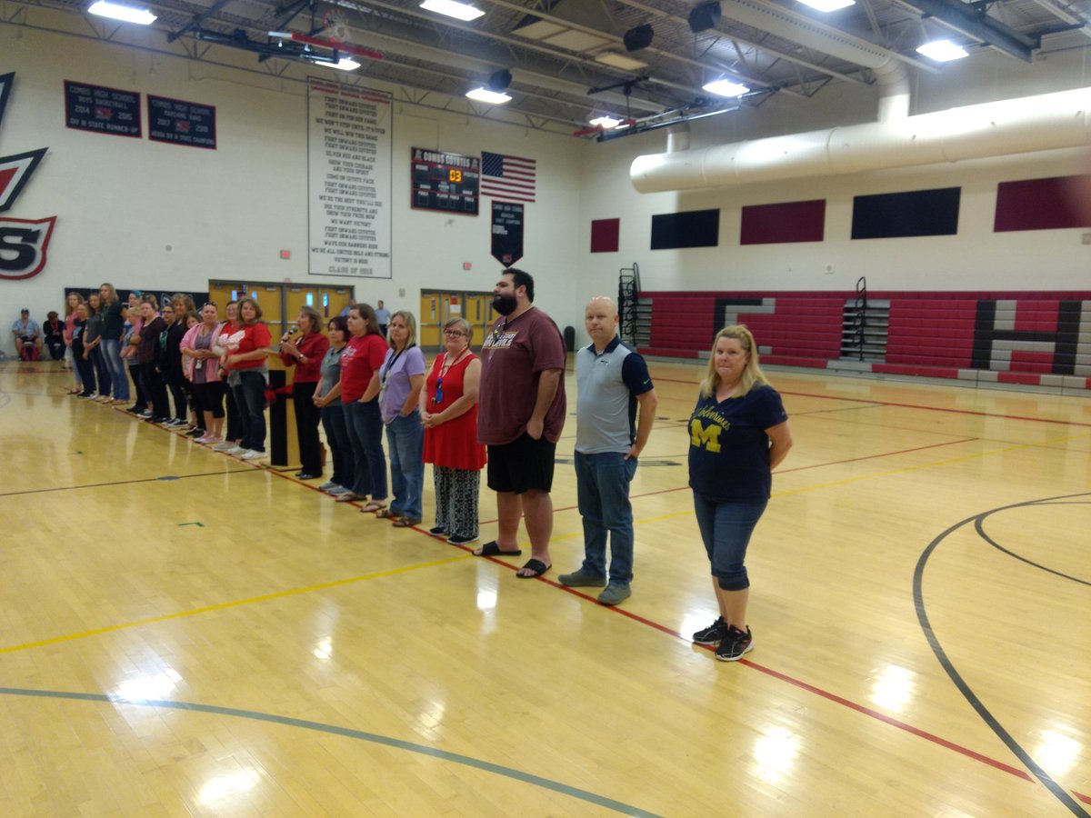 BruceCo19153136's tweet photo. Celebrating the first #Forward cohort. Congratulations to these folks for their commitment to improving instruction in their classroom https://t.co/zrQjnQOXDn