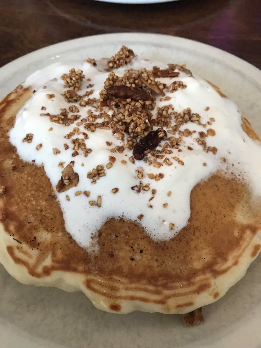 allison_road's tweet photo. Last day in Cleveland starts with Ohio Honey Bourbon pancakes at #JackFlaps restaurant π₯ https://t.co/dAane3axr6