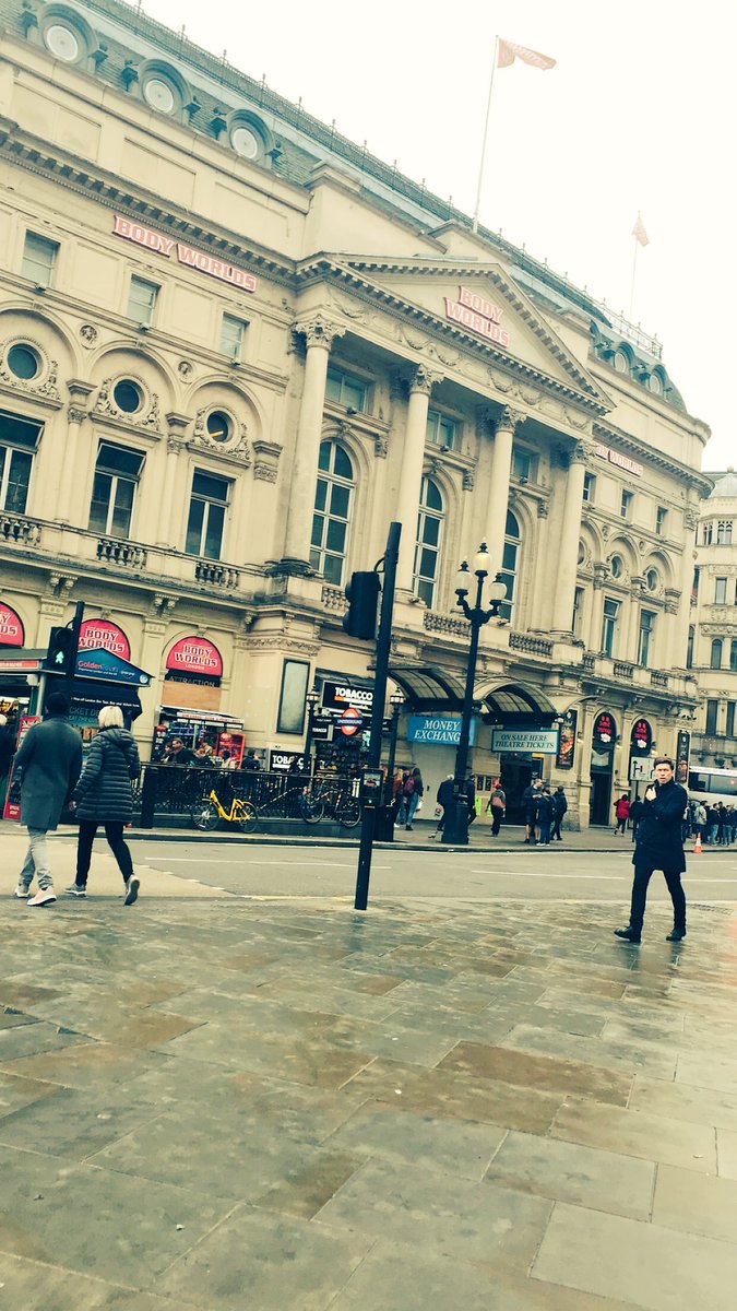 Visited <a href="/BodyWorldsLDN/">Body Worlds London</a> this afternoon with @blbatess - a very fascinating experience seeing truly how delicate the human body is and seeing the true anatomy that have only been previously visible through text books.