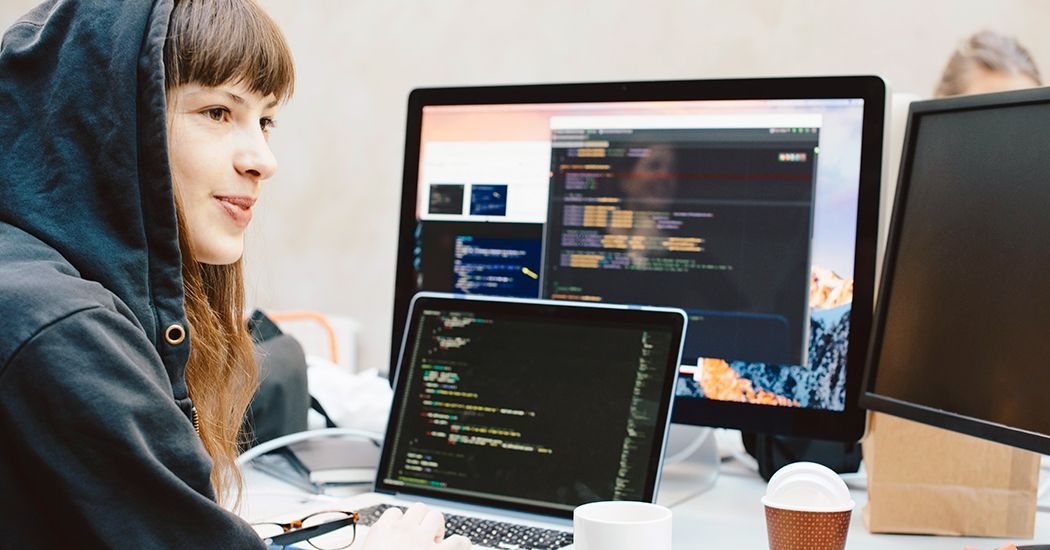 GirlsTechDay's tweet photo. She loves to code : une journée d’initiation au code réservée aux femmes et gratuite. Samedi, l’école 19, a proposé à la gent féminine She loves to code, une journée d’initiation au code. https://t.co/cupxdFQ7JY #GirlsTechDays #MoreWomenInTech #womenintech https://t.co/H5YBHoUSgA