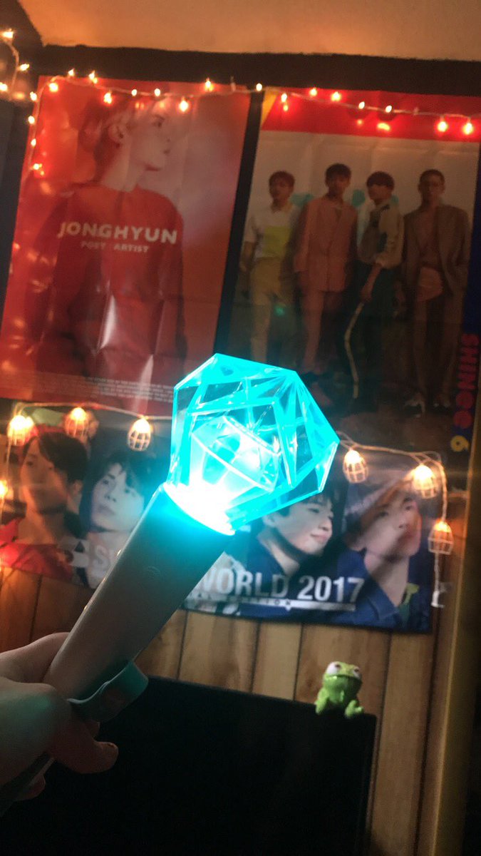 Sselm303's tweet photo. Welcome home my shining star ⭐️ thank you @HaiBallMusiK for getting it safely to me! https://t.co/svpI02hQIP