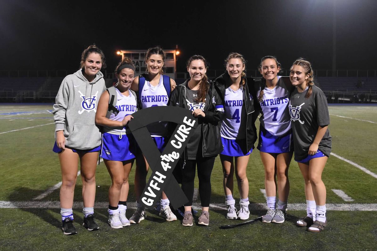 GVFhockey's tweet photo. SENIOR NIGHT @ 7!! Show some love to our seniors tonight in the Valley Stadium! 💙💙💙 #GVFH #family #superseniors @GVHS_Athletics @GVPatriotsHS https://t.co/2SybxZl4nq