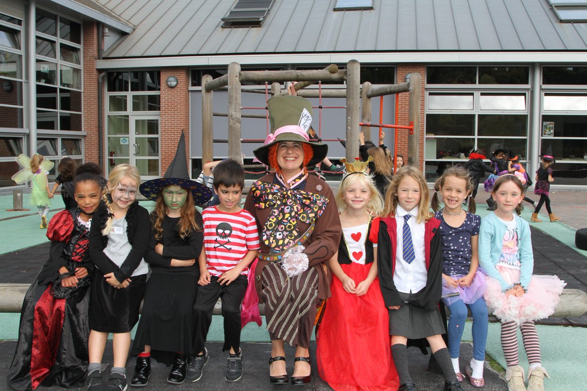 Students and staff came in school dressed up as their favourite monster characters. Lots of imaginative costumes on show!👾👻 #bsbbookweek18 <a href="/BSB_Principal/">Melanie Warnes</a>