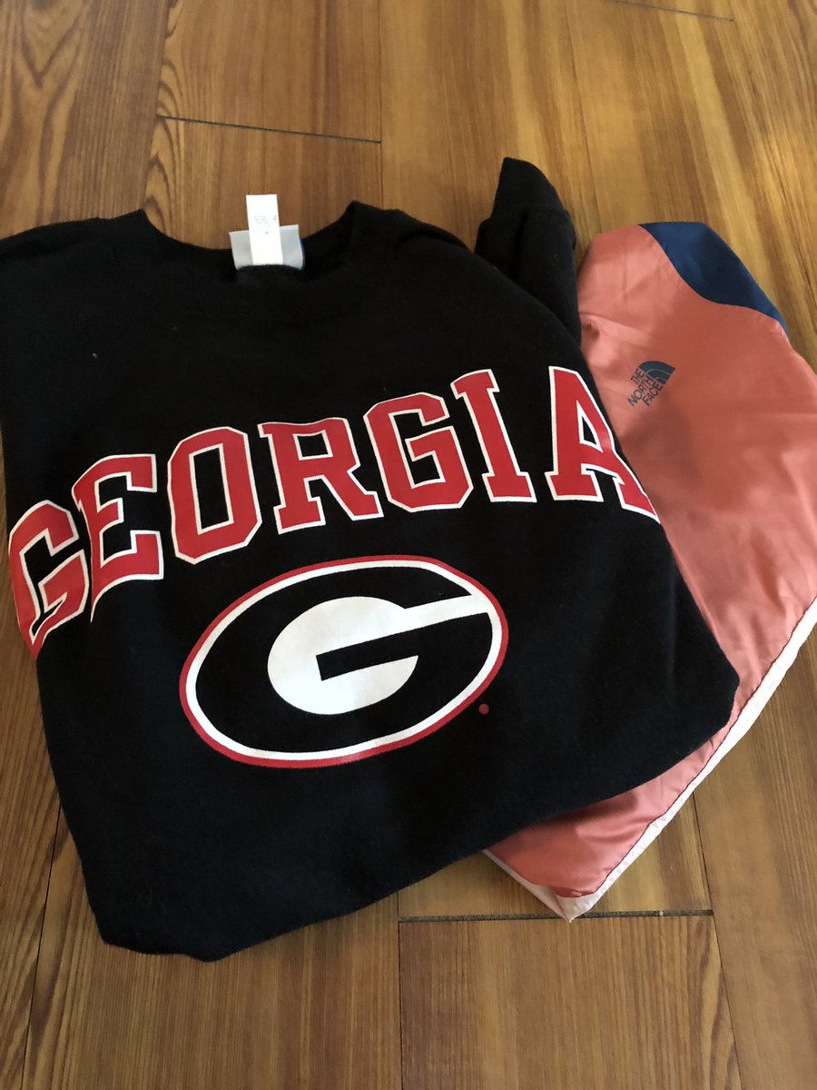 DrMaite's tweet photo. Morning @bucher_bonnie’s 3rd grade!! Finished packing up for our research cruise experience, and heading to the boat soon. What would YOU pack to go on a boat? Day 1 video coming soon. 😁 #cruisetoclassroom #UGAEHS #scicomm #kidsinSTEM #SciREN https://t.co/QLMNbjZaPn