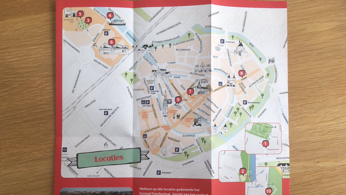 Wisten jullie dat.. deze mooie plattegrond ontworpen is door Leonie Haas van De Merkarchitect ! Check haar website: leoniehaas.nl Super mooie visuele communicatie! #keistadfietsfestival #leoniehaas #demerkarchitect #fietsen #amersfoort