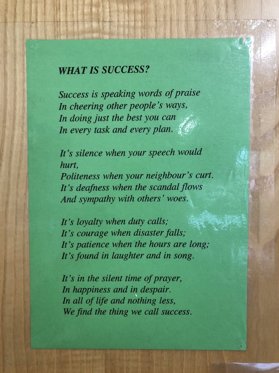 BabatundeSAPSA's tweet photo. Saw this whilst volunteering at a college today. Profound is the word that comes to mind and feel this applies to personal and business life. #customersuccess #CSMLife #whatissuccess https://t.co/IzGvkZuQ40