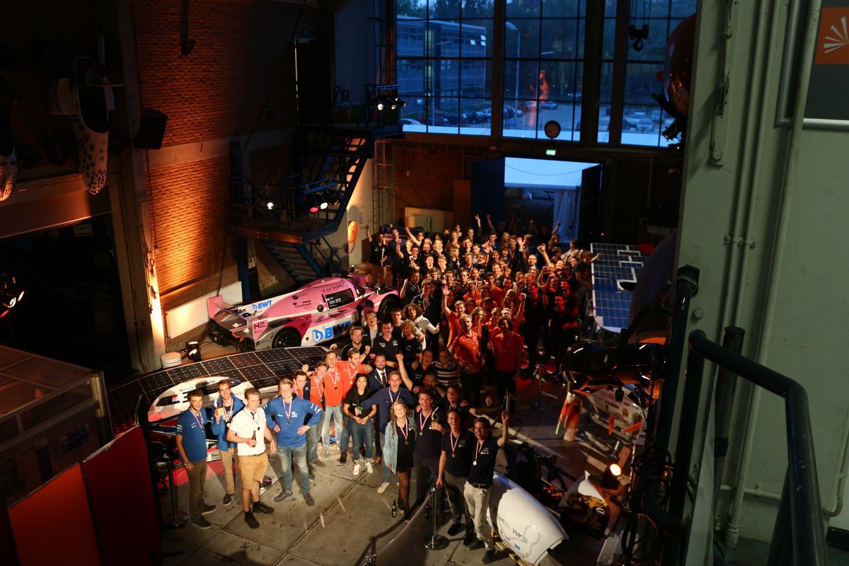 FS_Team_Delft's tweet photo. Last Friday we had a great #DDream party with all the #tudelft #dreamteams! Congratulations to all winners 🤩👏🏻 #proud #success #inspiration #MondayMotivaton https://t.co/F7g8iojvoy