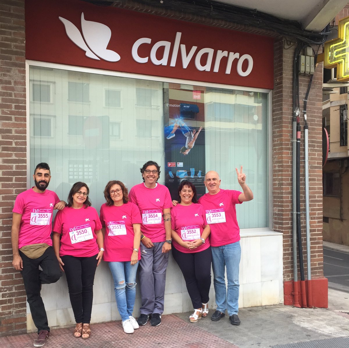 calvarroSalud's tweet photo. Esta semana nos teñimos de rosa. Apoyamos a nuestros amigos de #AOEX Plasencia en su lucha contra el cáncer de mama, participando en la Marcha Rosa del próximo sábado. #marcharosaplasencia https://t.co/5E9blbK319