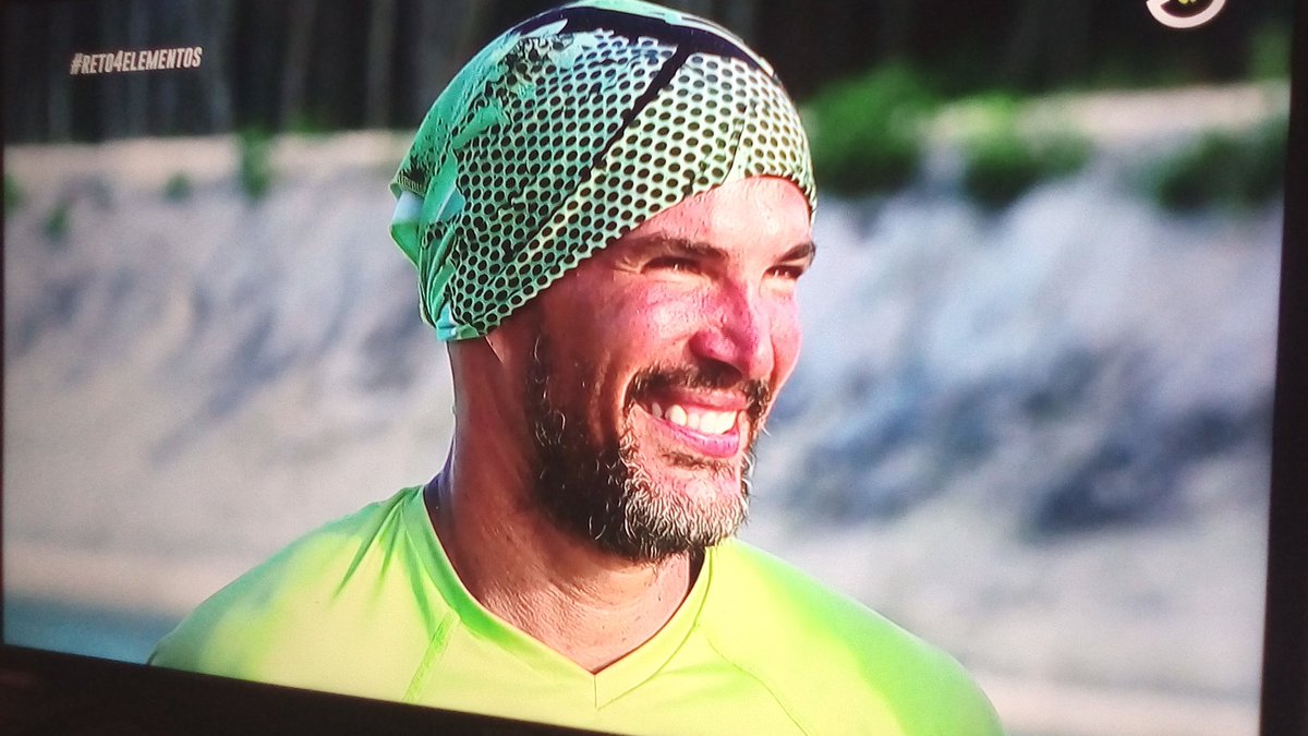 JulioCamejoCf's tweet photo. Buenos días familia Camejo bonito inicio de semana!!! No se pierdan hoy @reto4elementos y el reto de eliminación apoyemos a nuestro @Julio_Camejo sin parar!!! #TeamCamejo #yoconjulio #yoconcamejo https://t.co/u9TpUwp0hp