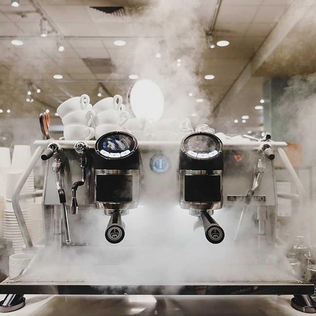 The 2019 UK Latte Art Championship starts tomorrow <a href="/Caffe_Culture/">Caffè Culture</a>. We will be using the sublime <a href="/SanremoUK/">Sanremo UK</a> Cafe Racer throughout the Championships along with more than a little help from <a href="/BRITAPro/">BRITA Professional UK</a>  <a href="/EsproSolutions/">Espresso Solutions</a> @osceurope <a href="/loveramicsuk/">LOVERAMICS</a> <a href="/NorthiamDairy/">The Cart Horse</a>
Livestream link in bio