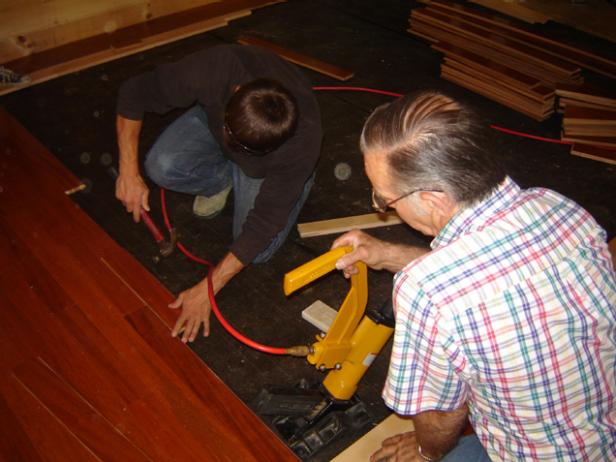 SweetSoHomes's tweet photo. Is it about time to replace your #flooring? #homeimprovement  https://t.co/WrN3z33D0j https://t.co/stlNjmmExP