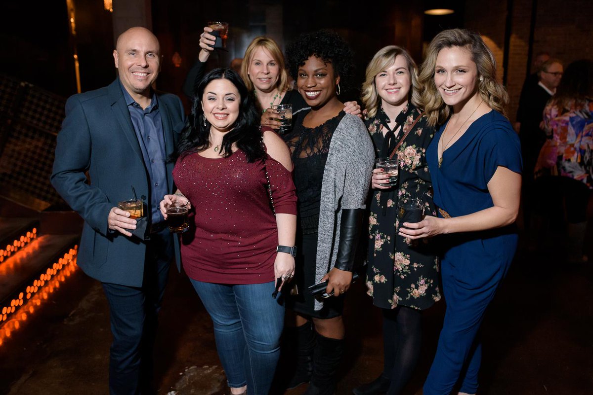 Order now and save big! The AICP Chicago Show 2018 last week for EARLY BIRD TICKETS on sale until October 18th - GET YOURS NOW #chicagoadvertising #Chicagopost #Chicagoproduction #adlife aicp.com/events/2018-ai…