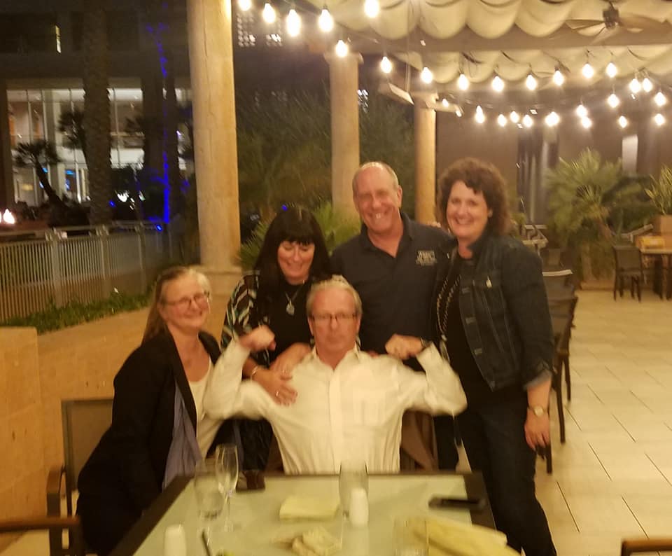 LindaSwindling's tweet photo. Great to speak in beautiful Palm Springs. Loved reconnecting with long-time friends and connecting with so many new ones! #StopComplainers #AskOutrageously #Community #CACMRocks https://t.co/5ee2Bb5TgL