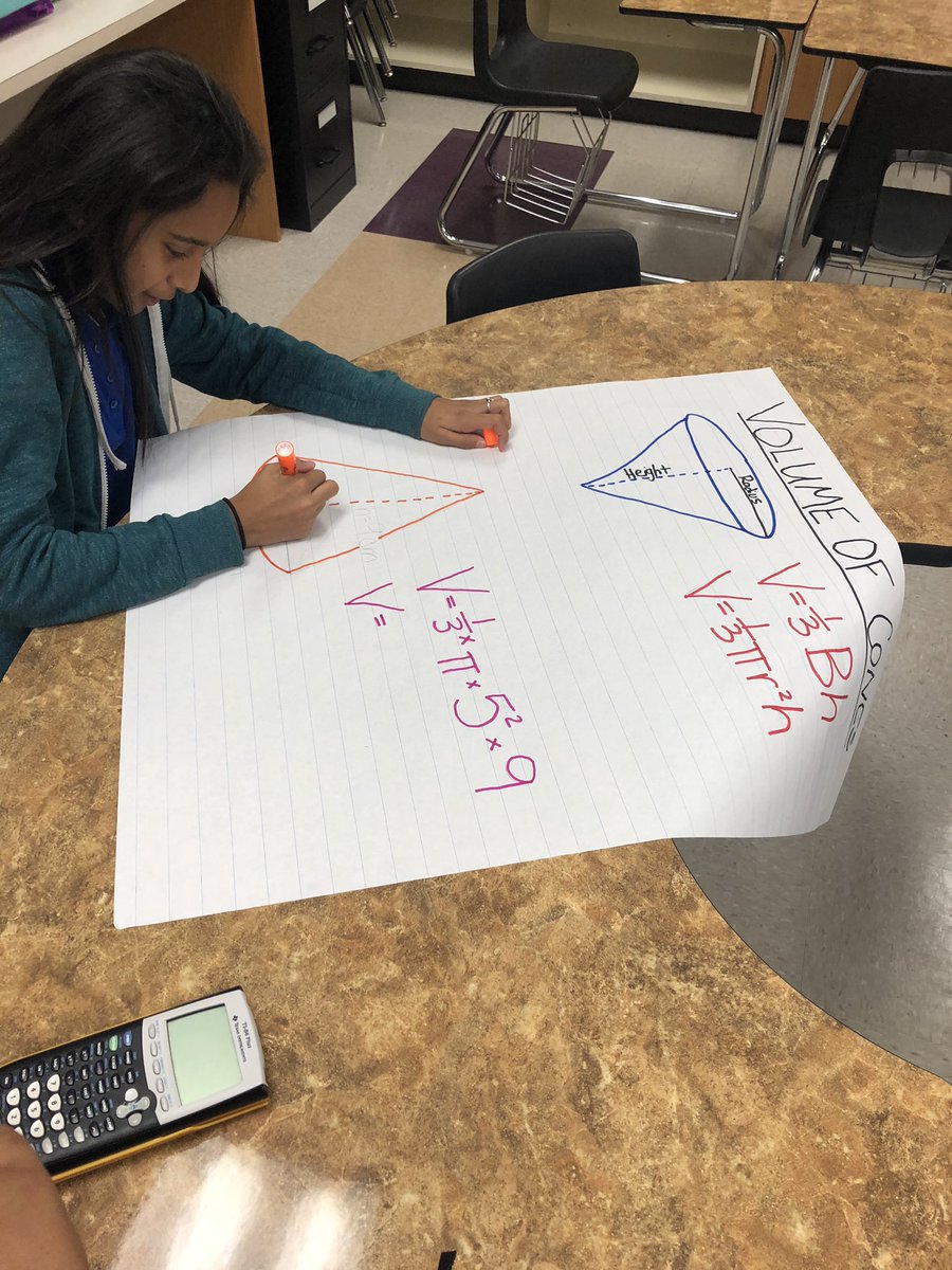 Elizabeth Mickelson tweet media