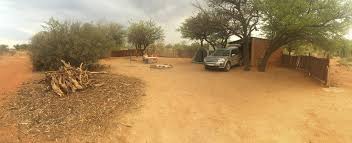 STravelandtour's tweet photo. Botsalano Game Reserve is a 5800 hectare game reserve in the City of Mafikeng. It is located on flat land which is Kalahari bushveld and Acasia and Karee woodlands. The reserve is located in open Kalahari thornveld. 
#MEETSOUTHAFRICA
#ENG2604 https://t.co/FyjN6QCtaA